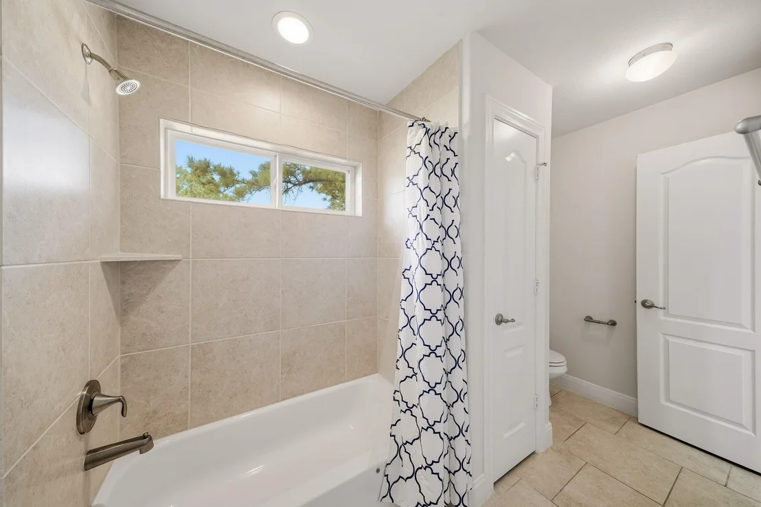 Photo of 3396 Wooded Lane