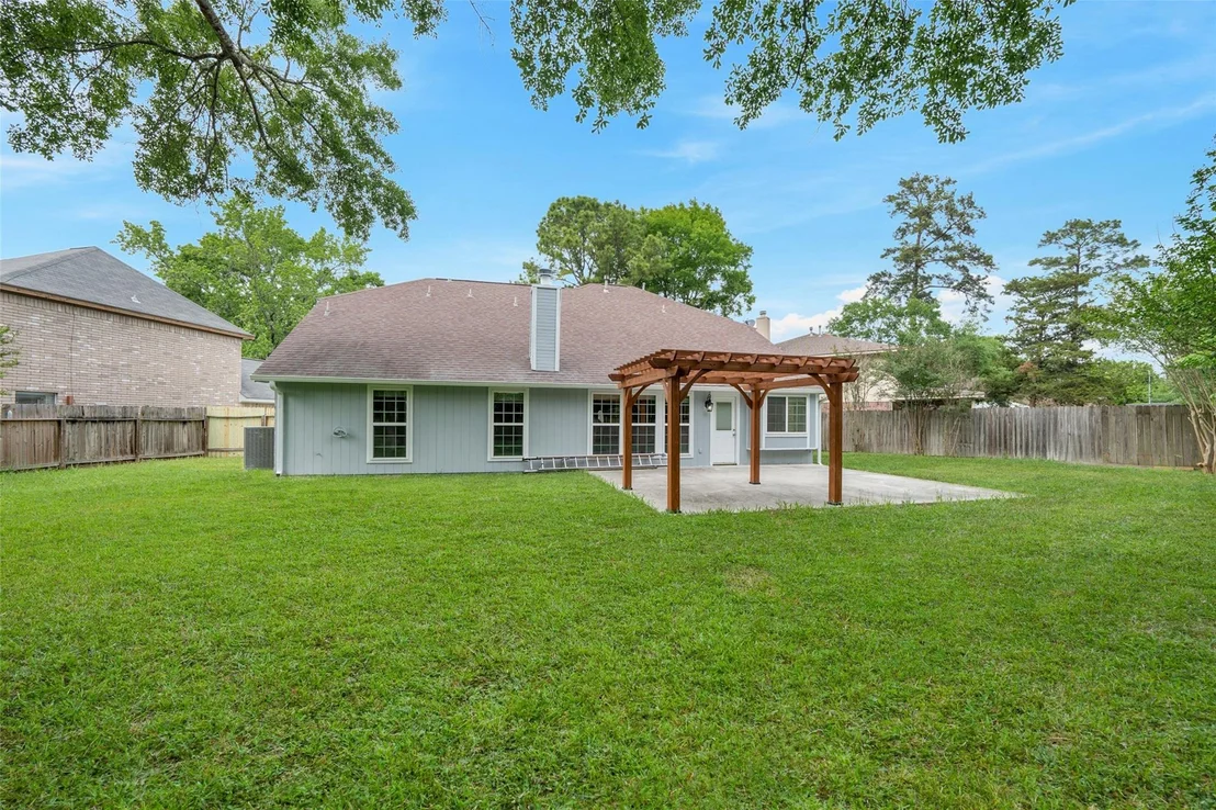 Photo of 8811 Tan Oak Circle