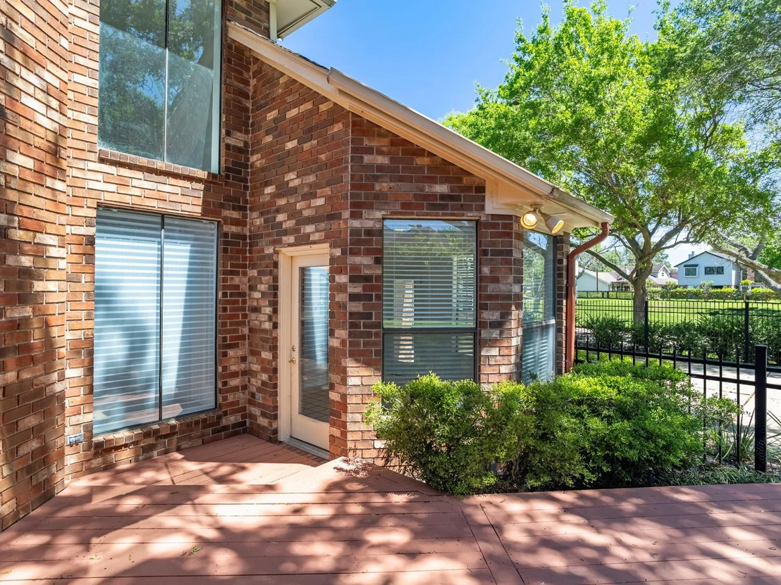 Photo of 3603 Springhill Lane