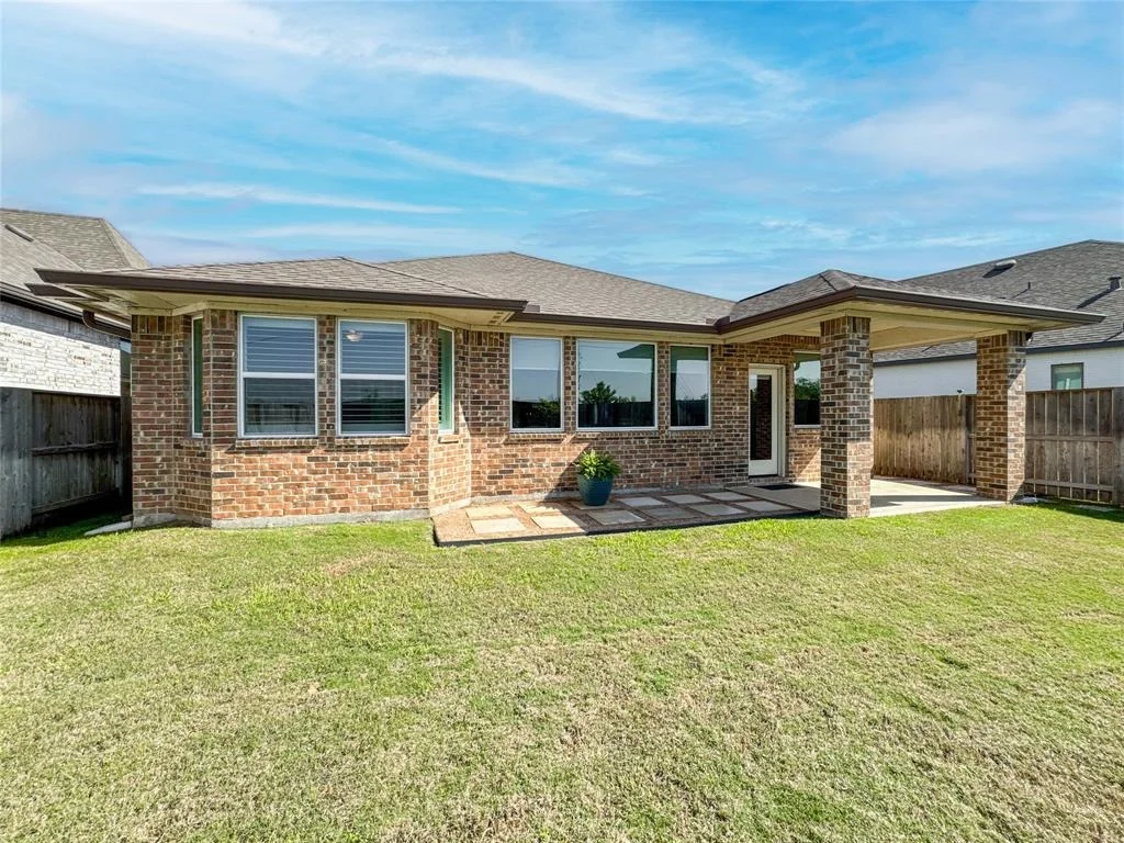 Photo of 4138 Shackleton Court