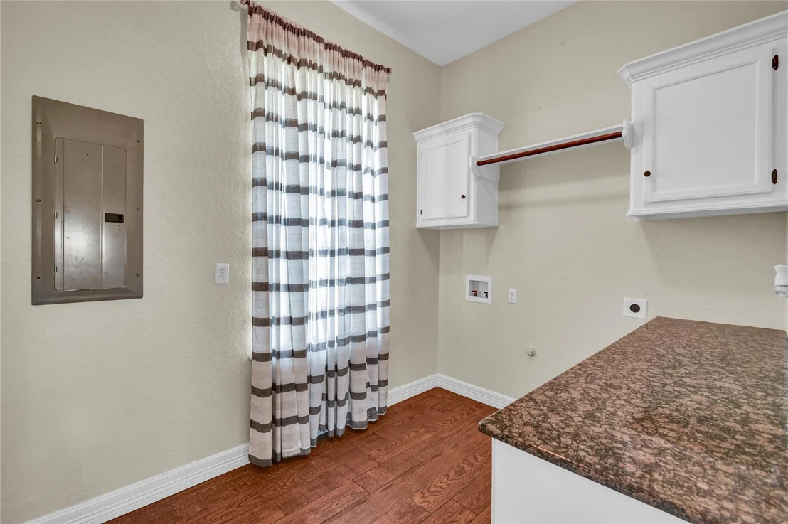 Photo of 220 Kings Drive
