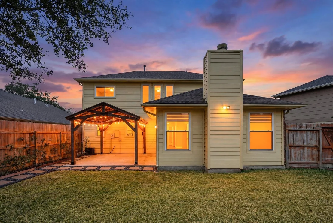 Photo of 12207 Meadow Crest Drive