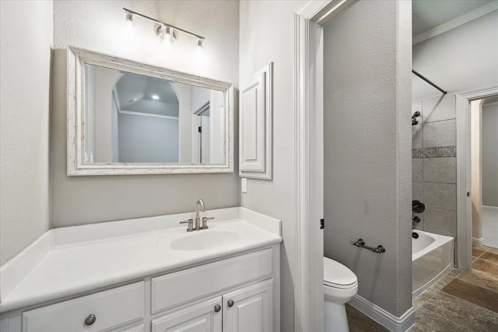 Photo of 27318 Tropper Hill Lane