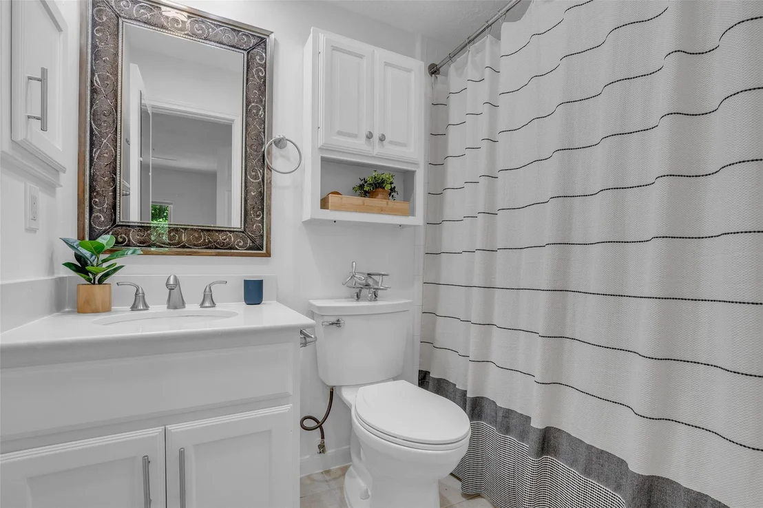 Photo of 118 Quiet Oak Circle