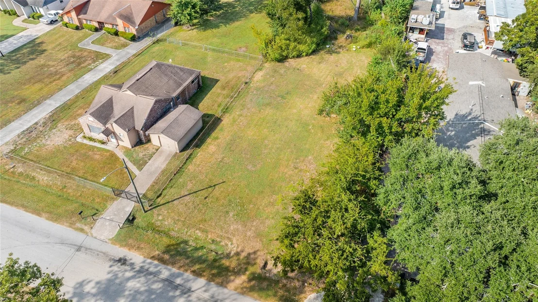 Photo of 2018 Dewalt Street