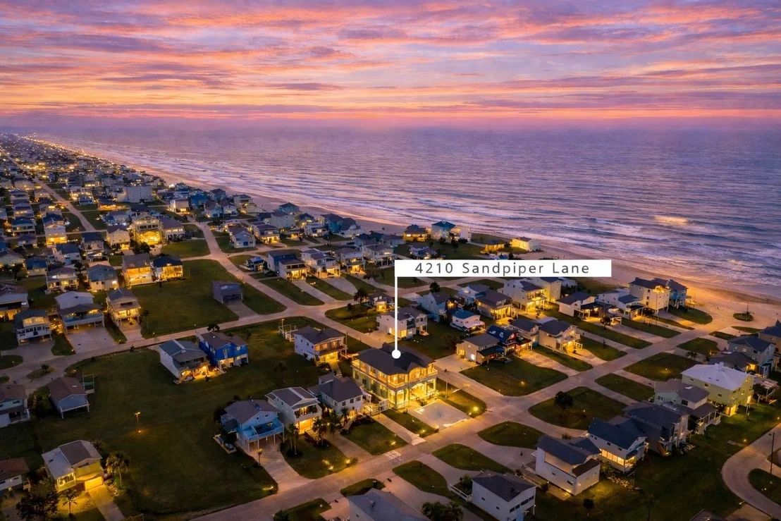 Photo of 4210 Sandpiper
