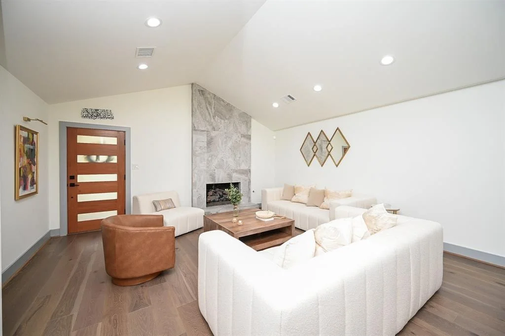 Photo of 203 Blue Willow Drive