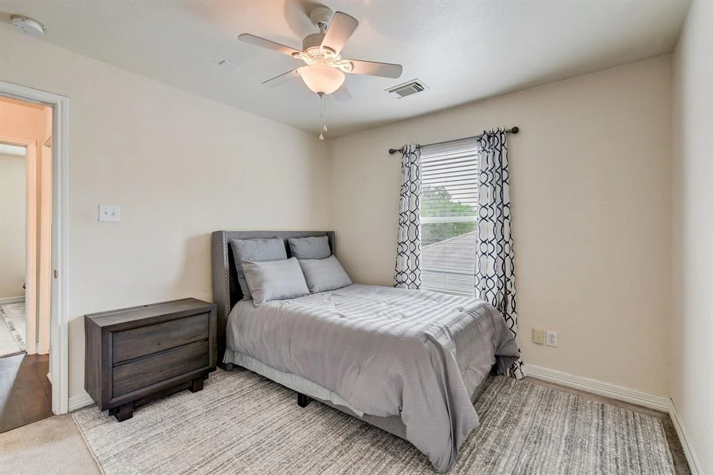 Photo of 5223 Roth Forest Lane