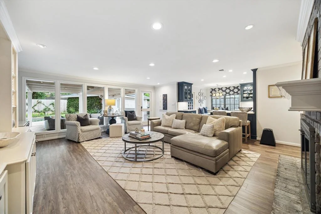 Photo of 10051 Olympia Drive