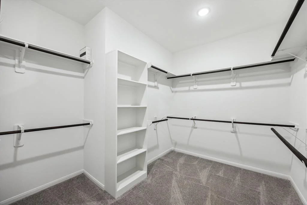 Photo of 4033 Edgewater Terrace Lane