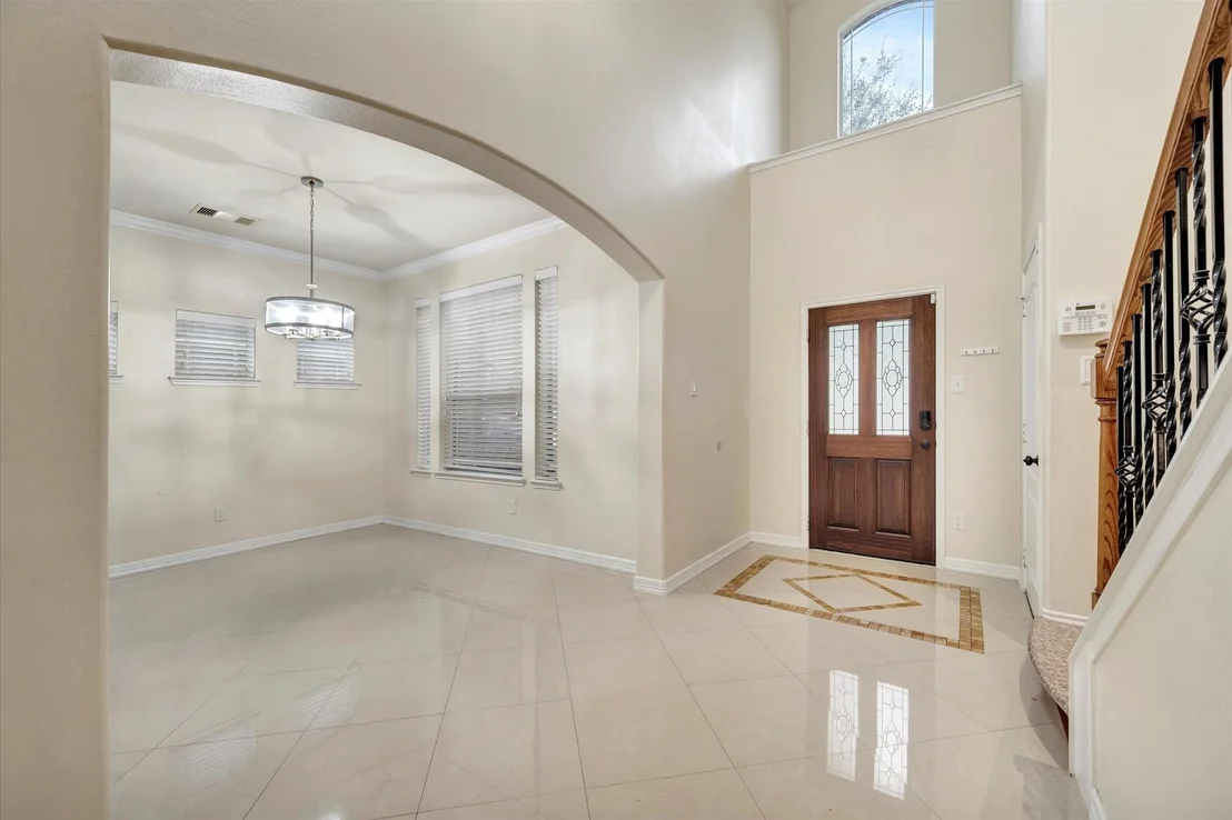 Photo of 1511 Squire Drive