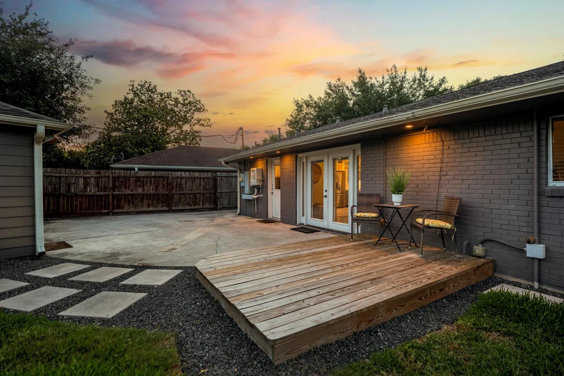 Photo of 4717 Benning Drive