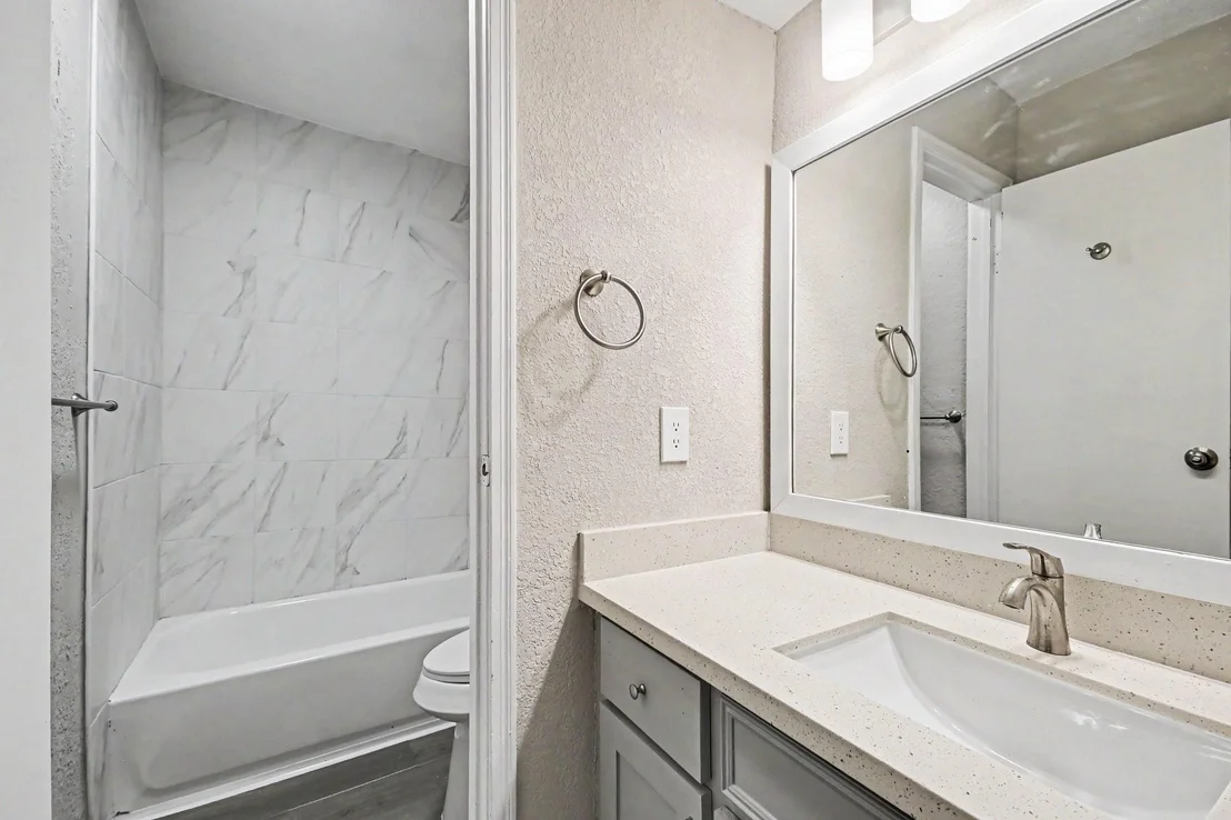 Photo of 3810 Clover Drive