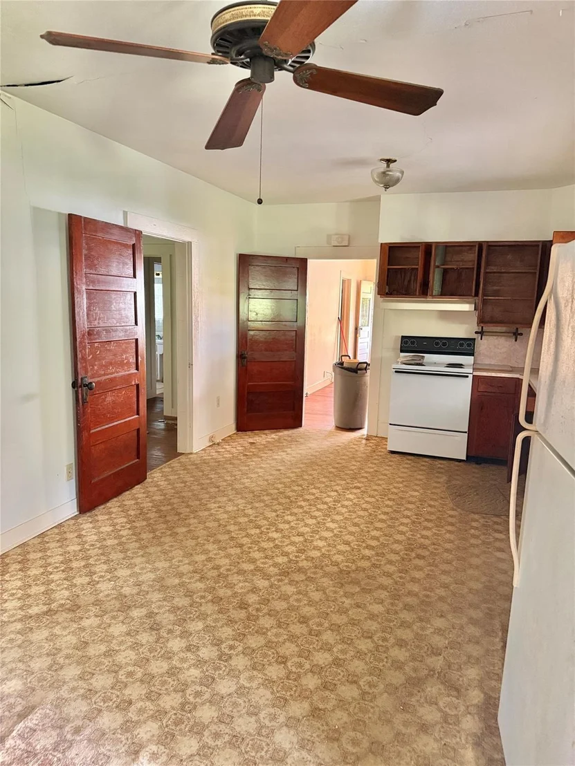 Photo of 809 W Elder