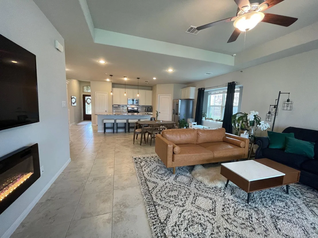 Photo of 3747 Lake Bend Shore Drive