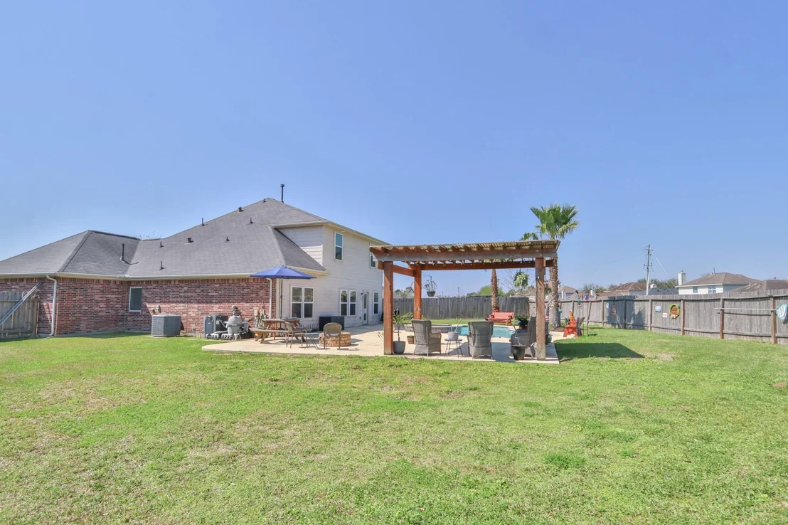 Photo of 802 Brushfield Court
