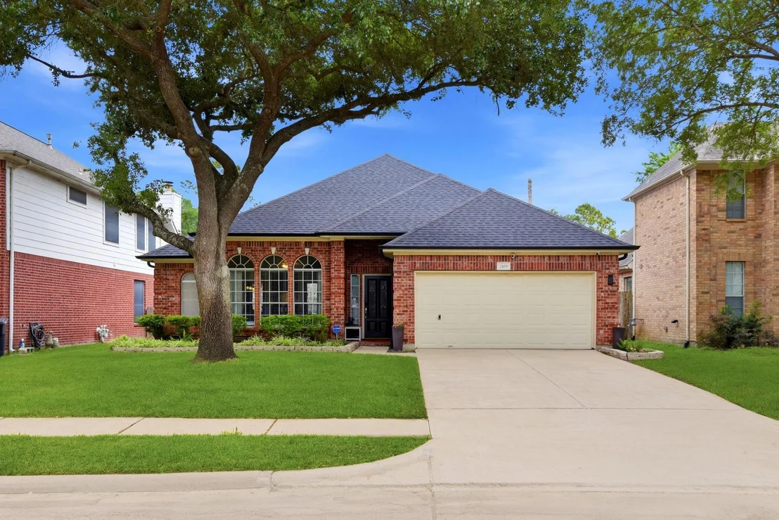 Photo of 2105 Mossy Trail Drive