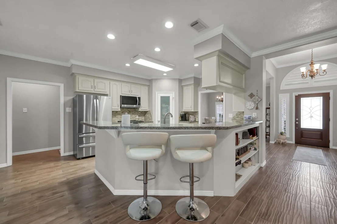 Photo of 13422 Hidden Valley Drive
