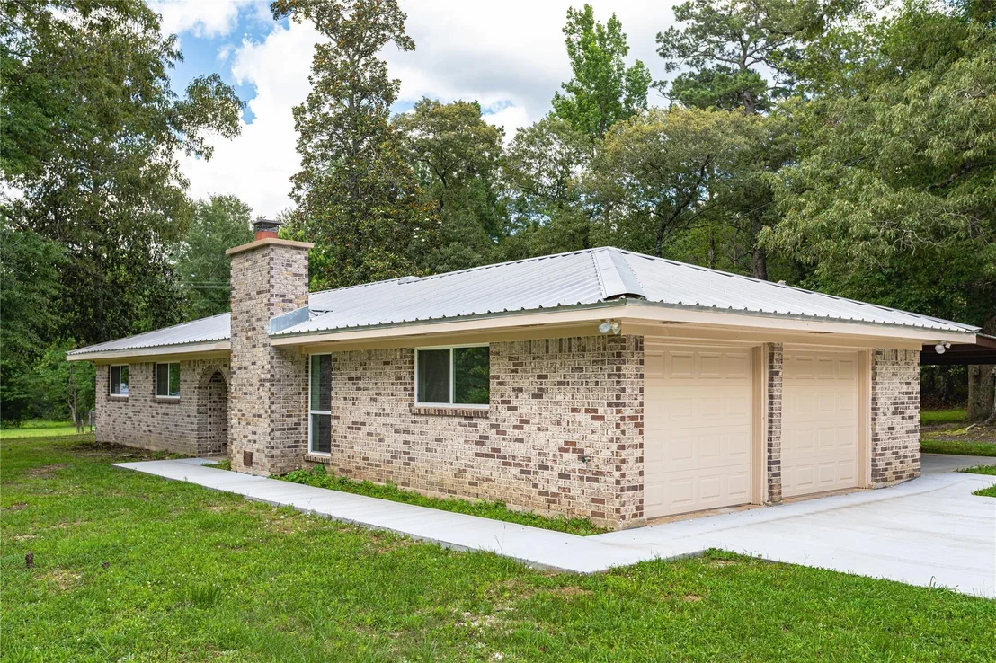 Photo of 180 County Road 459