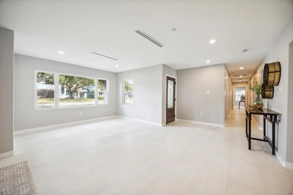 Photo of 8721 Westview Drive