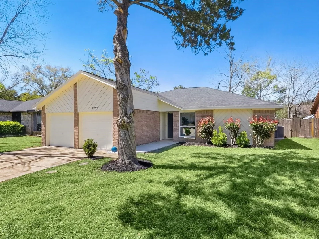 Photo of 1206 Silver Morning Drive