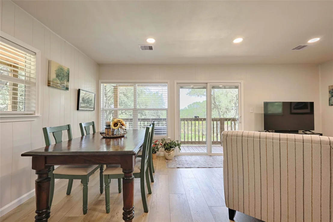 Photo of 207 Hickory Drive