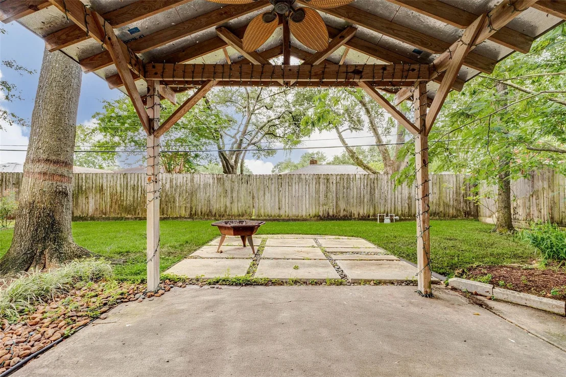 Photo of 2103 Bethlehem Street