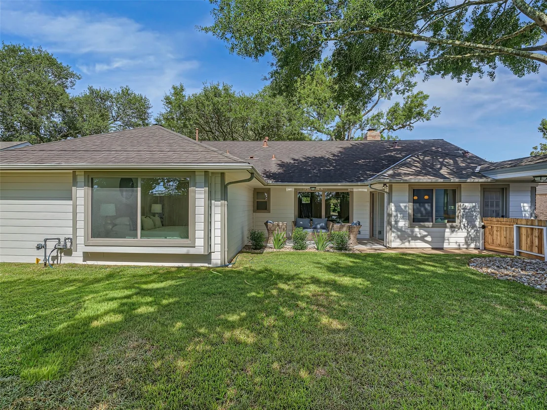 Photo of 2014 Elmgate Drive