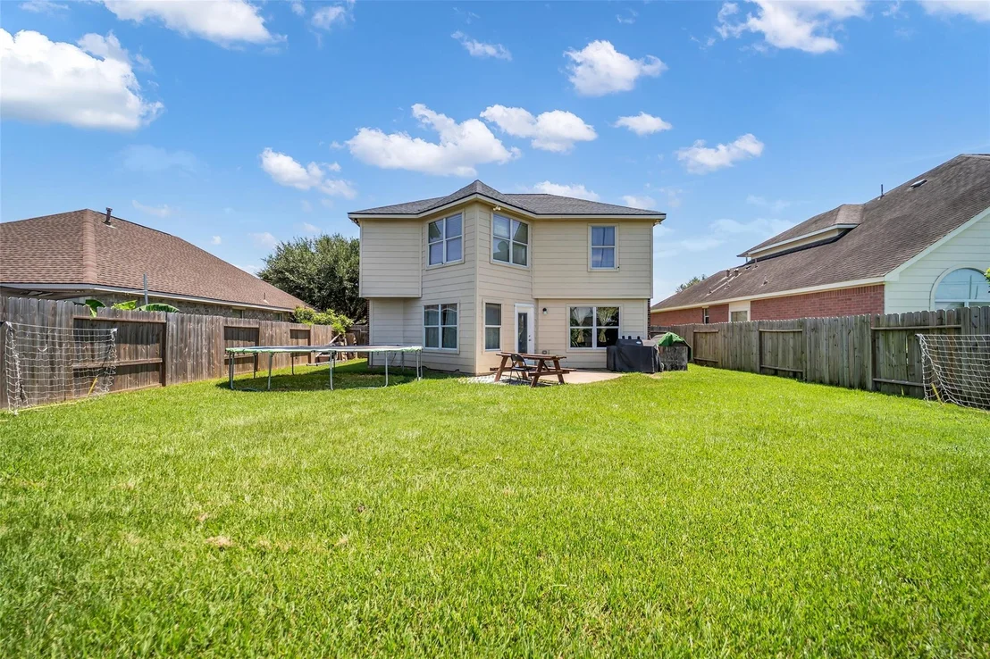 Photo of 5531 Dapplewood Lane