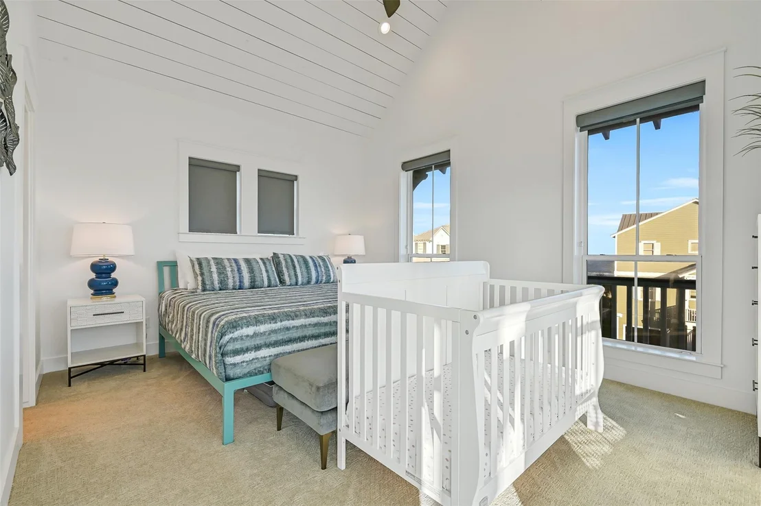 Photo of 11614 Beachside