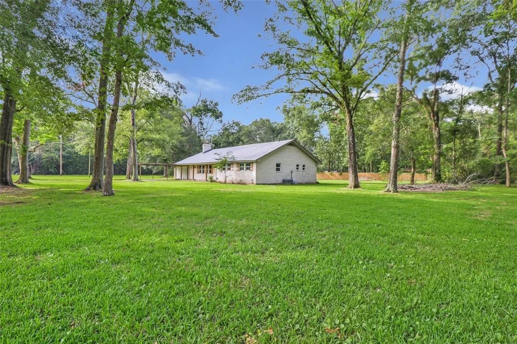 Photo of 3014 Inland Road