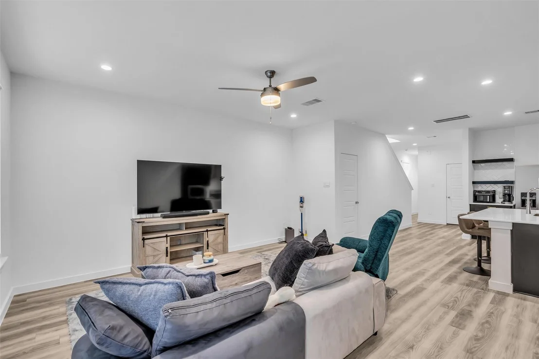 Photo of 3227 Creston Gate Drive