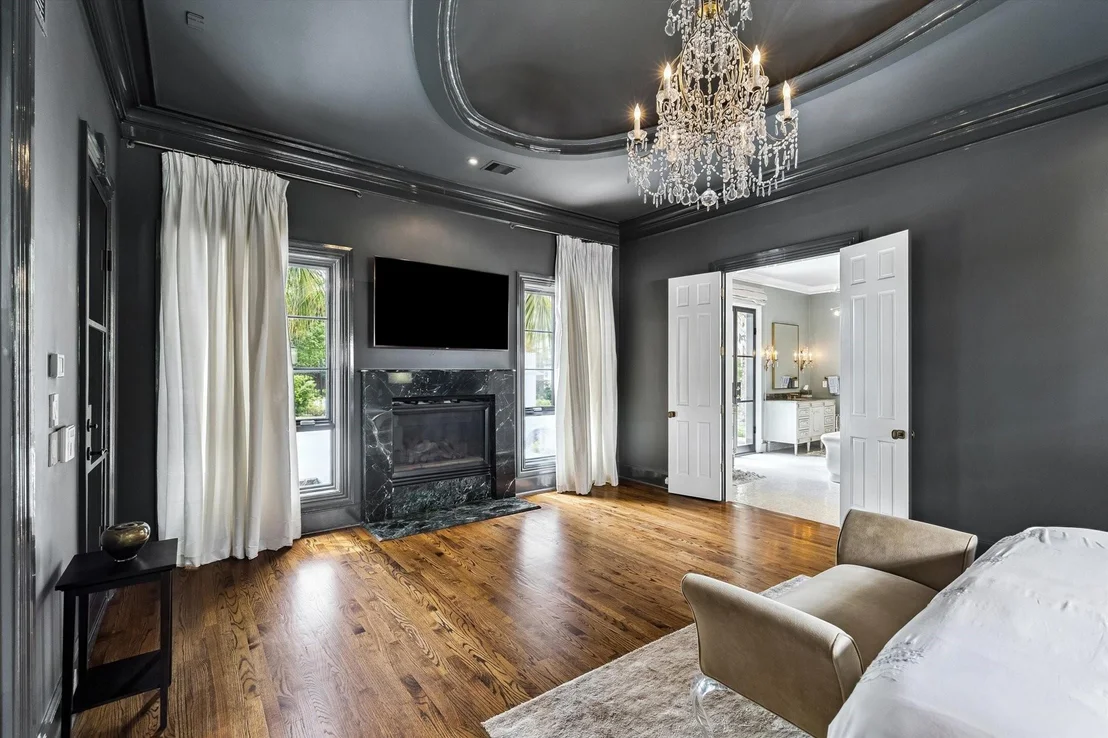 Photo of 24 Crestwood Drive