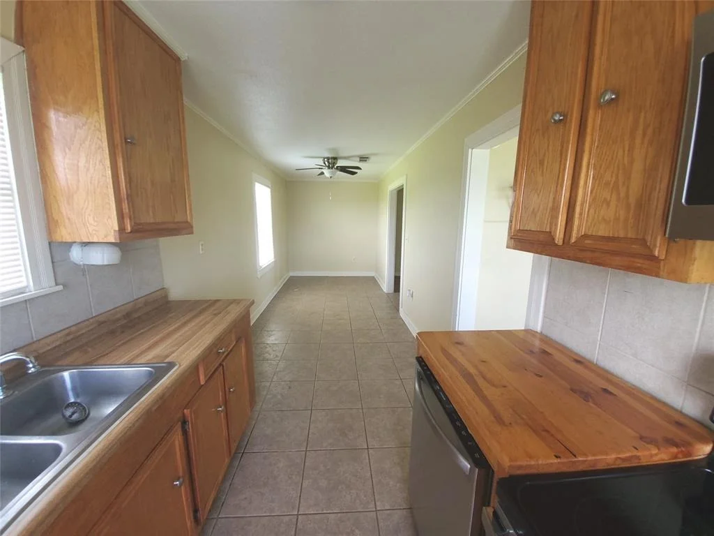 Photo of 4915 County Road 227