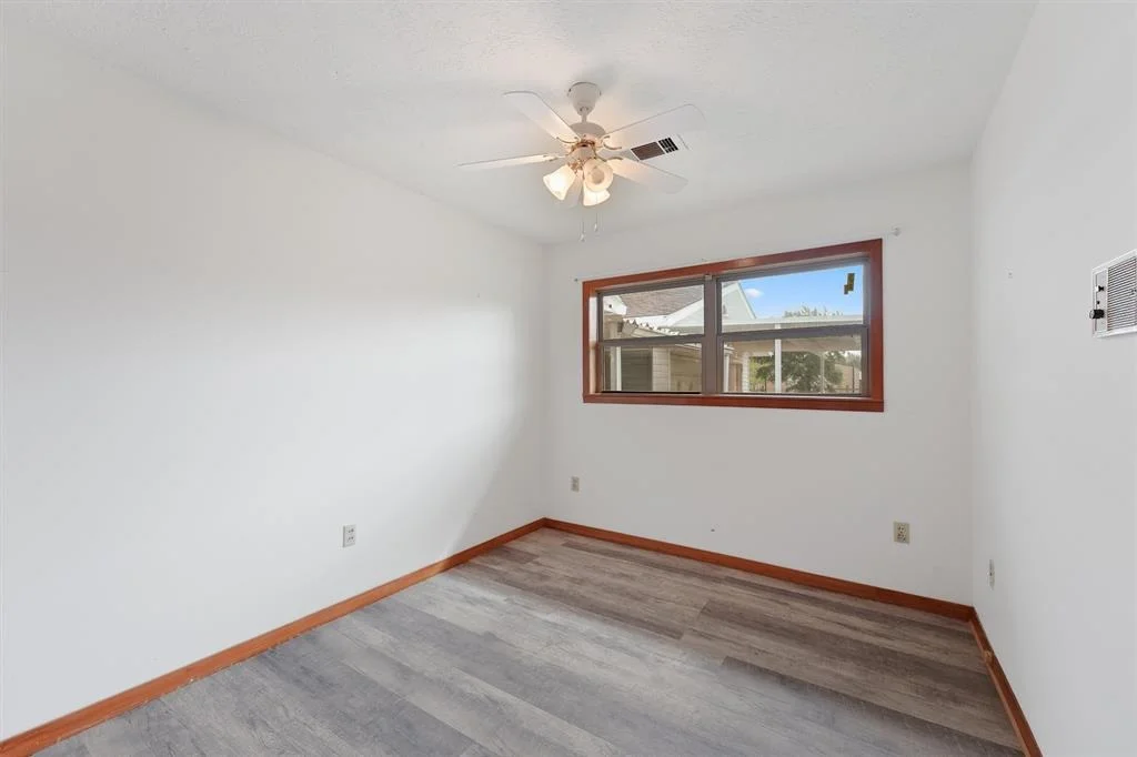 Photo of 4617 Young Street