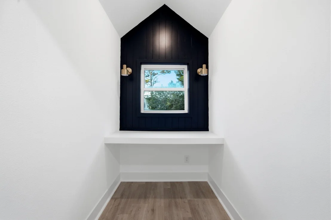 Photo of 10714 Cranbrook Road