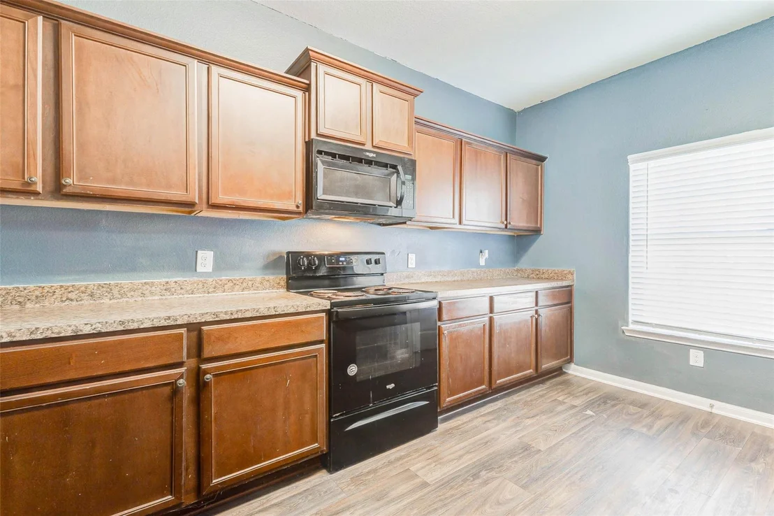 Photo of 2098 Saras Way