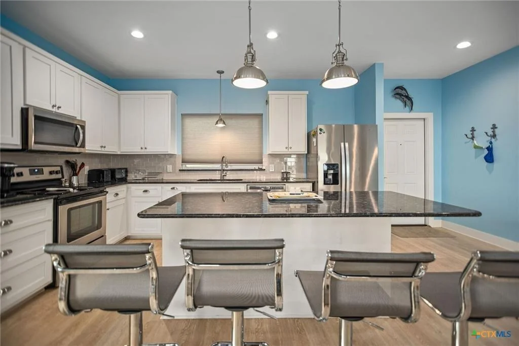 Photo of 1383 Bay Point Drive