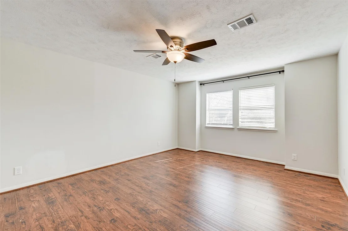 Photo of 16339 Clearcrest Drive