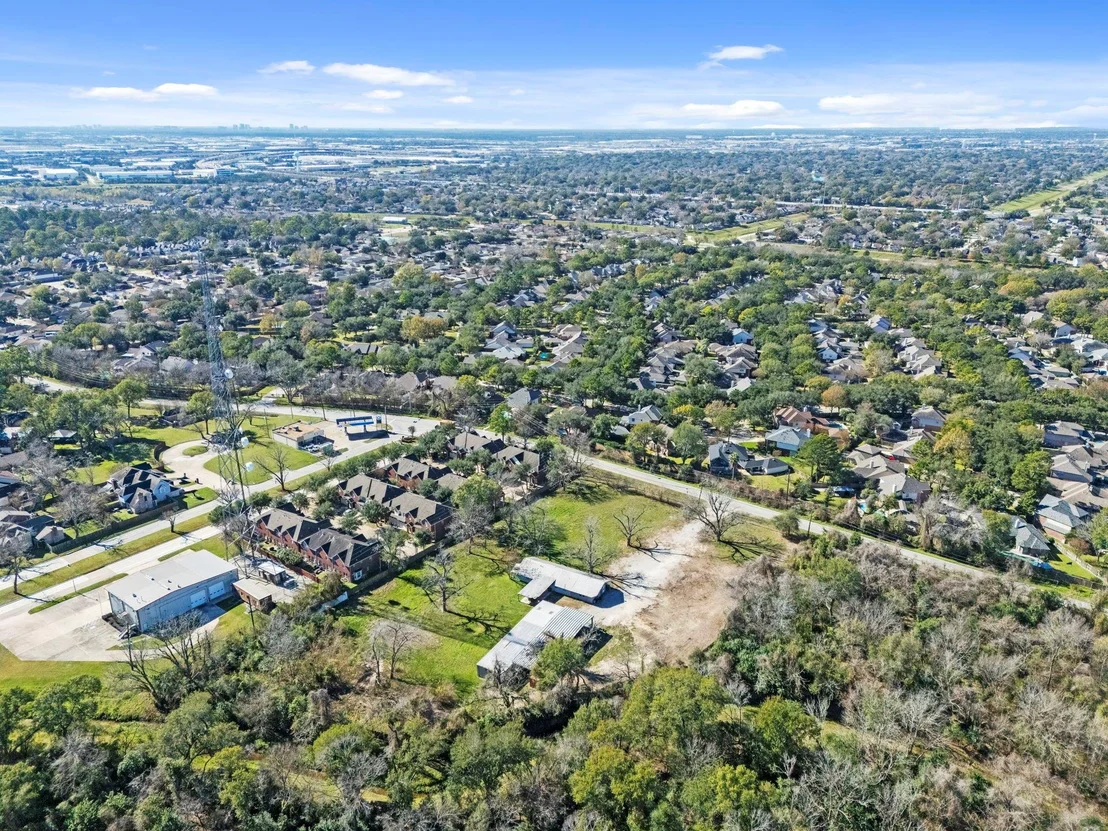 Photo of 8438 Windfern Road