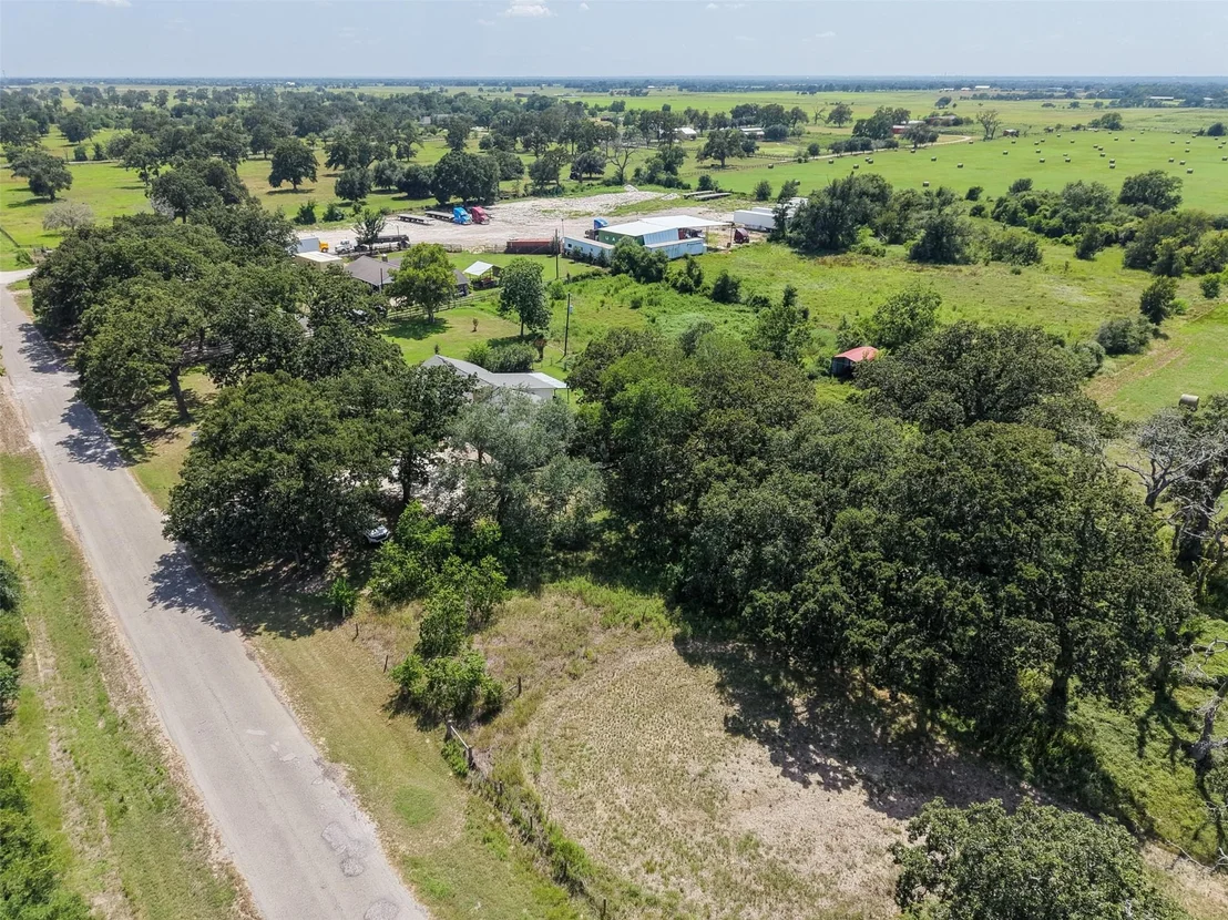 Photo of 25739 Old Howth Road