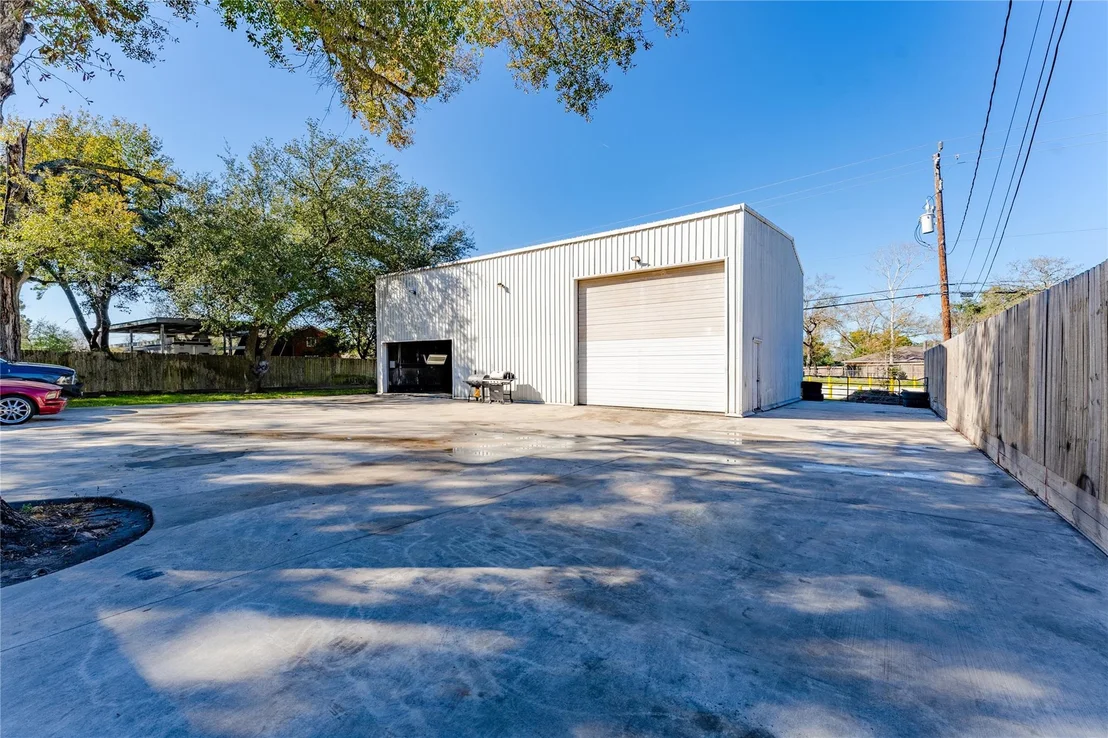 Photo of 11407 Iberia Drive