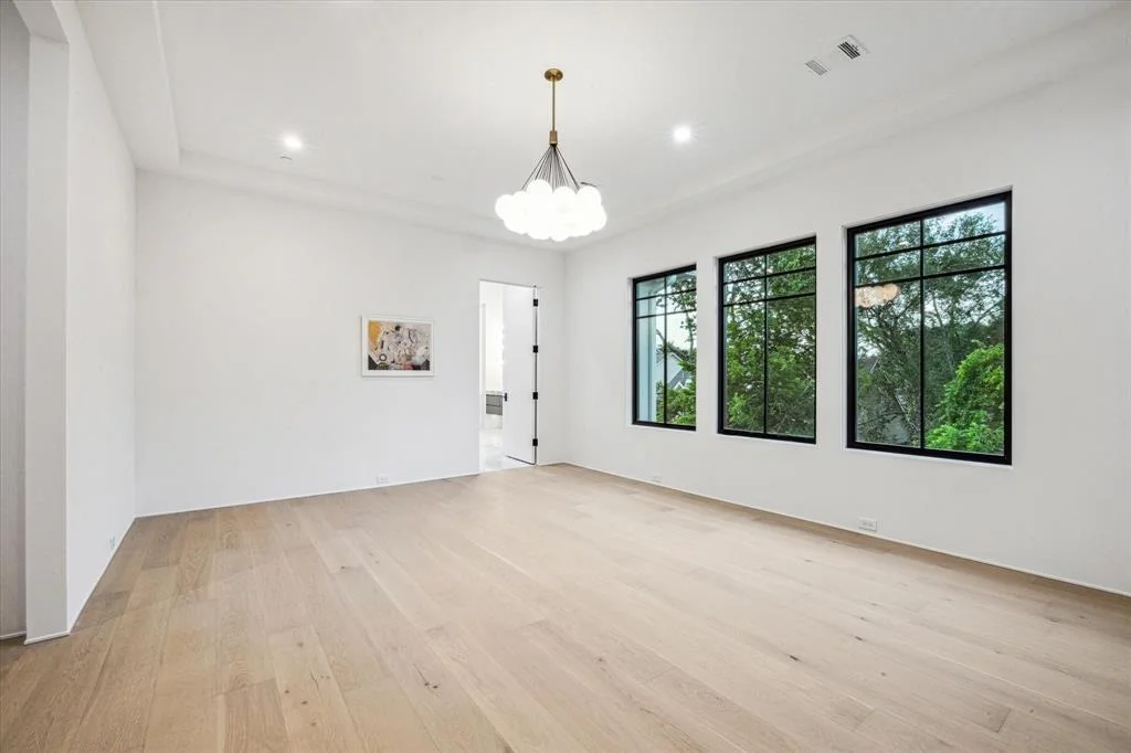 Photo of 4530 Birch