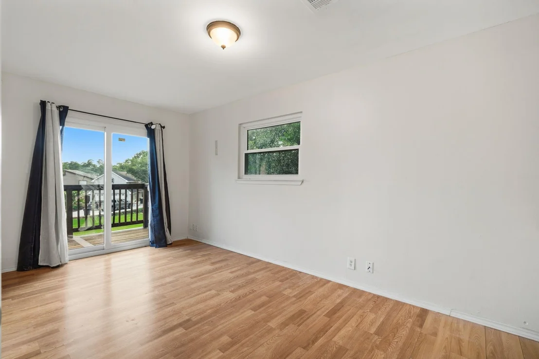 Photo of 2931 Whitman Drive