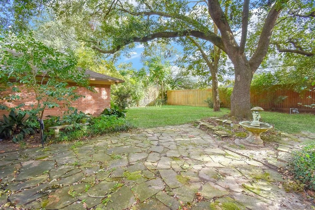 Photo of 4721 Briarbend Drive