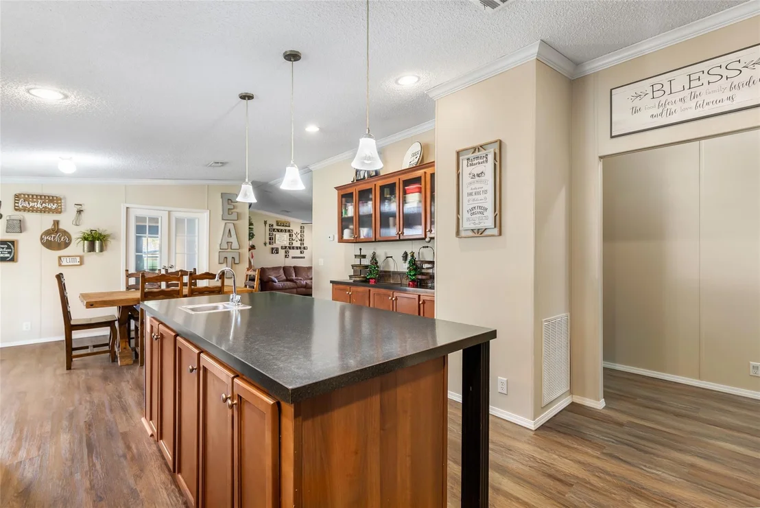 Photo of 104 County Road 4534