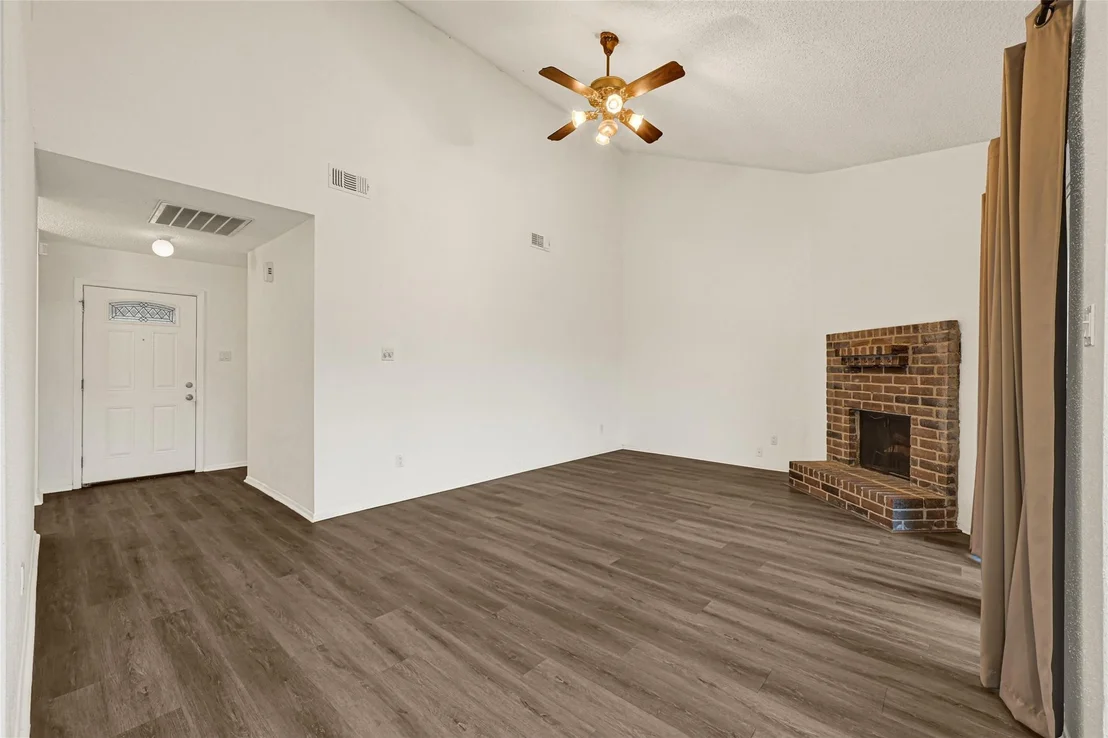 Photo of 10802 Forest Leaf Drive