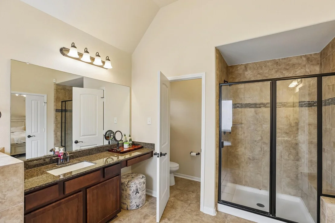 Photo of 4220 Walnut Bend Drive
