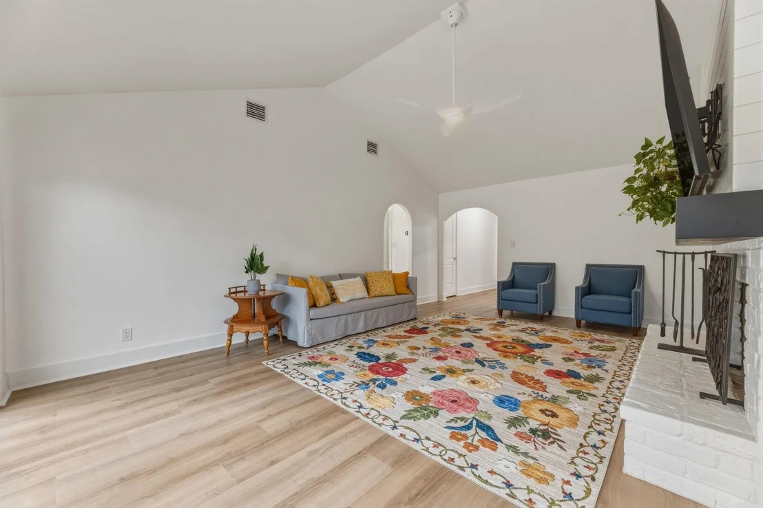 Photo of 1002 Chippenham Drive