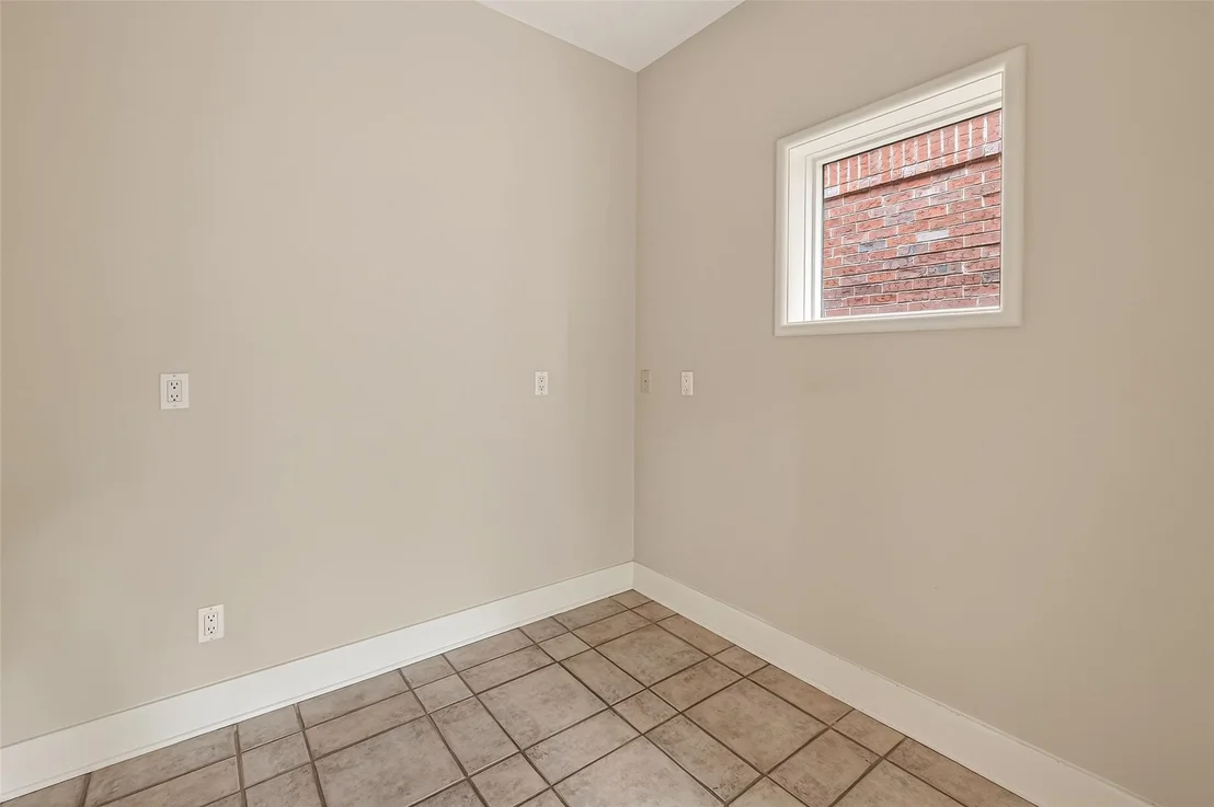 Photo of 315 Sugarberry Circle